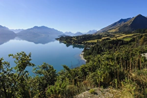 Otago Prints: Turquoise water of Lake Wakatipu