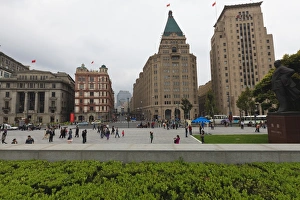 Shanghai Prints: Twentieth century European architecture on the Bund