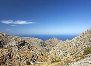 Images Dated 8th September 2009: Twisting hairpin mountain road to Sa Calobra in northern Majorca, Balearic Islands