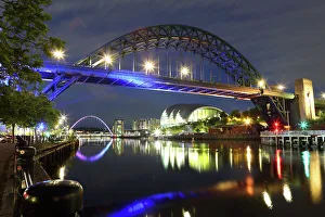 Tyne Bridge at dusk, Newcastle-upon-Tyne, Tyne and Wear, England, United Kingdom, Europe
