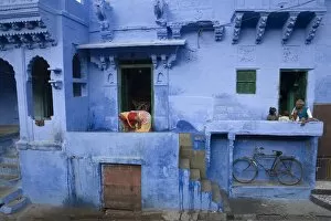 Typical blue architecture, Jodhpur, Western Rajasthan, India, Asia