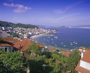 Typical coastline near Sanxenxo