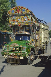 Pakistani Prints: Typical decorated truck