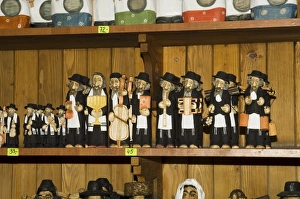 Images Dated 13th January 2000: Typical Polish goods on market stalls in the Cloth