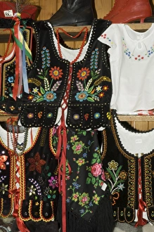 Polish Prints: Typical Polish goods on market stalls in the Cloth