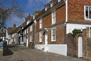 Images Dated 14th March 2010: Typical street, next to St. Marys Church, Rye, East Sussex, England