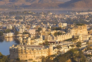 Images Dated 7th March 2008: Udaipur, Rajasthan, India, Asia