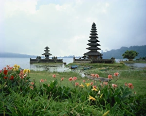 Lake Bratan Prints: Ulu Danu Temple