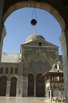 Images Dated 13th January 2000: Umayyad Mosque