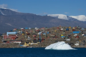 Images Dated 26th July 2007: Ummannaq, Greenland, Polar Regions