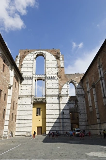 The unfinished nave wall of the Duomo
