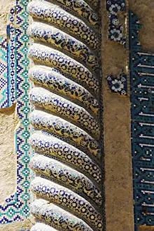 Afgani Prints: Unique Timurid corkscrew pillars of the Shrine of Khwaja Abu Nasr Parsa