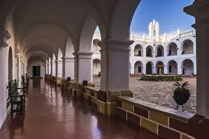 Sucre Prints: Universidad San Francisco Xavier de Chuquisaca (University of Saint Francis Xavier)
