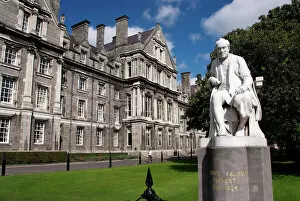 Images Dated 25th August 2007: University Trinity College, Dublin, Republic of Ireland, Europe