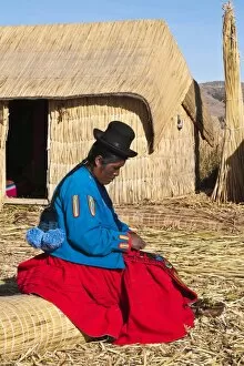 Images Dated 14th October 2009: Uros Island, Lake Titicaca, Peru, South America