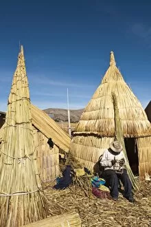 Images Dated 14th October 2009: Uros Island, Lake Titicaca, Peru, South America