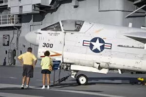 Images Dated 8th November 2008: USS Yorktown Aircraft Carrier, Patriots Point Naval and Maritime Museum