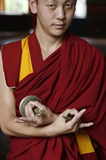 Images Dated 25th July 2007: Vajra and bell, Kathmandu, Nepal, Asia