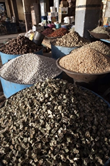 Sudan Prints: Various grains and spices on sale at the Atbara Souq
