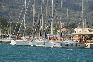 Images Dated 23rd January 2000: Vasiliki, Lefkada (Lefkas)