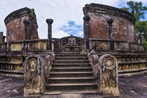 Vatadage (Circular Relic House), Polonnaruwa Quadrangle, UNESCO World Heritage Site, Sri Lanka, Asia