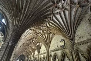 Images Dated 2nd July 2009: Vaulted ceiling in the cloister, Canterbury Cathedral, UNESCO World Heritage Site