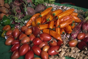 Stalls Prints: Vegetables for sale, Pisac Market, Cuzco area, Peru, South America