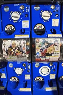Images Dated 10th October 2009: Vending machine selling anime, manga trinkets, Electric Town, Akihabara