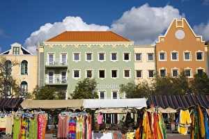 Clothing Prints: Vendors on Brionplein