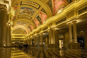 Images Dated 20th May 2008: The Venetian Casino and Resort, Macau, China, Asia