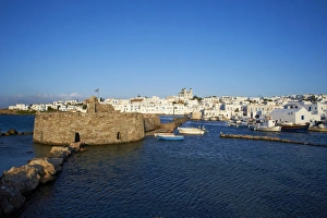 Cylades Prints: Venetian fortress and port, Naoussa