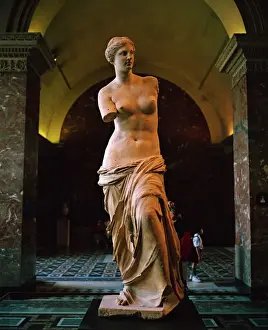 Pari Prints: Venus de Milo, Musee du Louvre, Paris, France, Europe