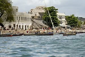 Kenya Gallery: Vew from the sea of the harbour, Old Town, Lamu Island, UNESCO World Heritage Site