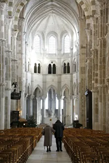 Images Dated 24th December 2007: Vezelay Basilica, UNESCO World Heritage Site, Vezelay, Yonne, Burgundy, France, Europe