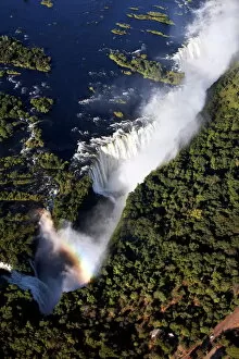 Images Dated 22nd April 2008: Victoria Falls, on the border of Zambia and Zimbabwe, UNESCO World Heritage Site, Africa