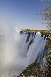 Images Dated 19th July 2007: Victoria Falls, UNESCO World Heritage Site, Zambesi River, Zambia, Africa