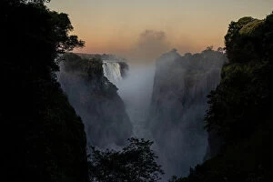 Flowing Water Gallery: Victoria Falls, Victoria Falls National Park, UNESCO World Heritage Site, Zambia, Africa