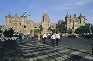 Crowd Prints: Victoria Railway Station (Victoria Terminus)