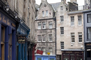 Lothian Prints: Victoria Street, The Old Town, Edinburgh, Scotland, United Kingdom, Europe