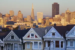 Victorian houses (Painted Ladies) and Financial District, Alamo Square, San Francisco, California, United States of America, North America