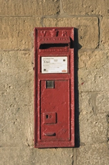 Victorian post box, Stanway village. The Cotswolds, Gloucestershire, England