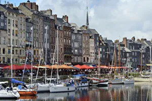The Vieux Bassin, Old Harbour, St. Catherines Quay, Honfleur, Calvados, Basse Normandie (Normandy)