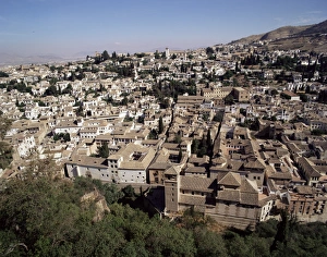 Images Dated 16th January 2000: View of Albaicin