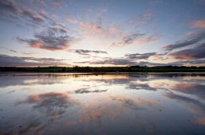 Images Dated 8th November 2009: View across the Aln Estuary at sunset, Alnmouth, near Alnwick, Northumberland