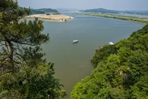 Korean Prints: View over the Baengma river from the Buso Mountain Fortress in the Busosan Park