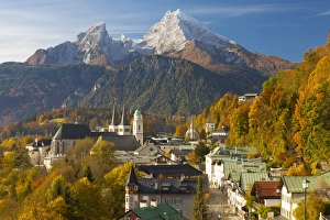 View over Berchtesgaden and the Watzmann Mountain, Berchtesgaden, Bavaria, Germany, Europe