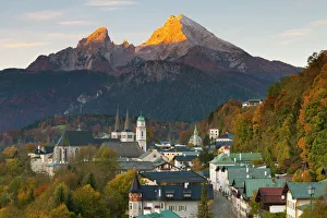 Typically German Gallery: View over Berchtesgaden and the Watzmann Mountain at sunrise, Berchtesgaden, Bavaria, Germany