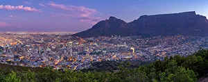 Signal Hill Prints: View of Cape Town and Table Mountain from Signal Hill at dusk