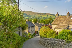 Hope Valley Prints: View of Castleton village in the Hope Valley, Peak District National Park, Derbyshire