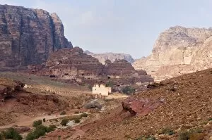 Images Dated 26th February 2008: View of the centre, Petra, UNESCO World Heritage Site, Jordan, Middle East